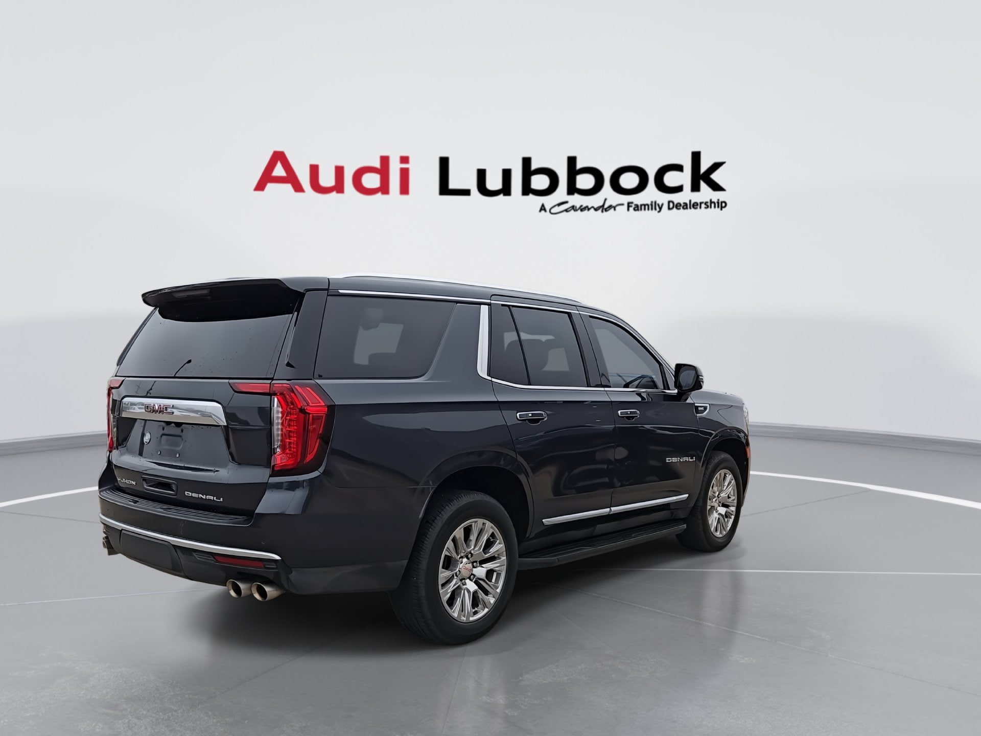 Used 2022 GMC Yukon Denali RWD image 8