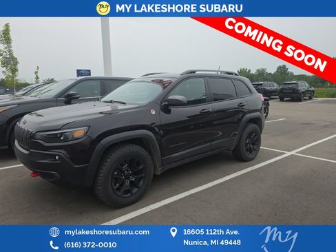 Used 2021 Jeep Cherokee Trailhawk AWD/4WD image 1