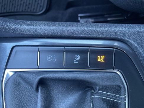 Certified 2023 Volkswagen Tiguan SEL R-Line image 26