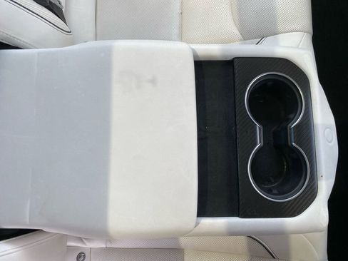Used 2022 Tesla Model S Plaid AWD/4WD image 28