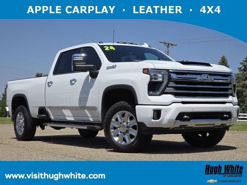 Used 2024 Chevrolet Silverado 3500 High Country w/ High Country Premium Package AWD/4WD image 1