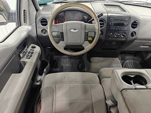 Used 2007 Ford F150 XLT AWD/4WD image 4