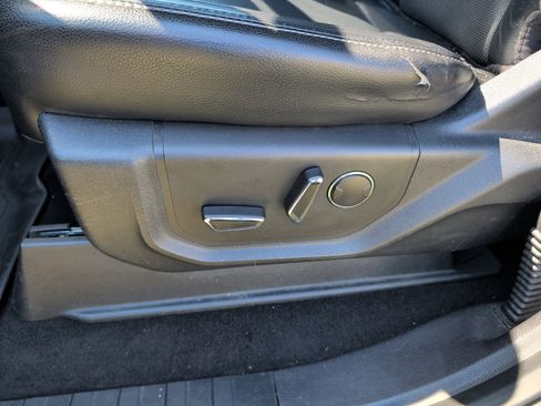 Used 2019 Ford F350 Lariat w/ Lariat Ultimate Package AWD/4WD image 16