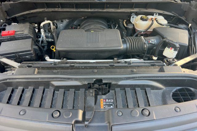 Used 2025 Chevrolet Silverado 1500 LT RWD image 23