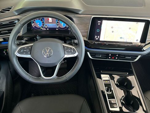 New 2026 Volkswagen Atlas SEL AWD/4WD image 13