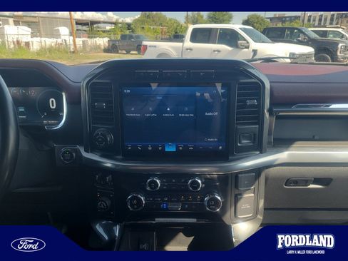 Used 2021 Ford F150 Lariat AWD/4WD image 12
