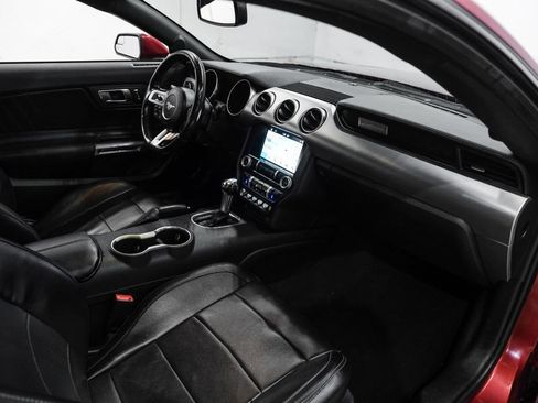 Used 2019 Ford Mustang Premium RWD image 18