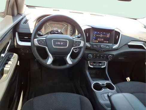 Used 2023 GMC Terrain SLE AWD/4WD image 18