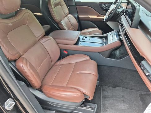 Used 2025 Lincoln Aviator Reserve w/ Equipment Group 201A AWD/4WD image 23