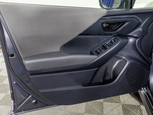 Used 2024 Subaru Crosstrek 2.0i Premium image 34