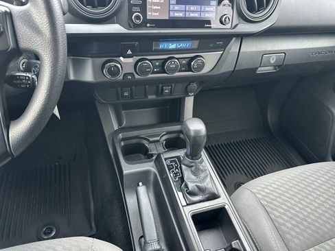 Used 2022 Toyota Tacoma SR image 22
