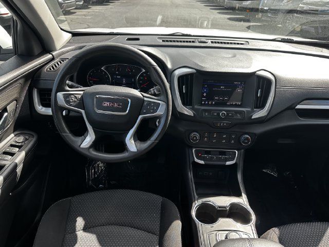 Used 2024 GMC Terrain SLE FWD image 13