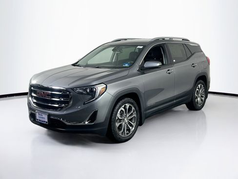 Used 2020 GMC Terrain SLT image 1