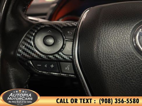 Used 2020 Toyota Camry XSE FWD image 21
