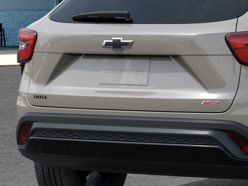 New 2026 Chevrolet Trax RS w/ Sunroof Package FWD image 14