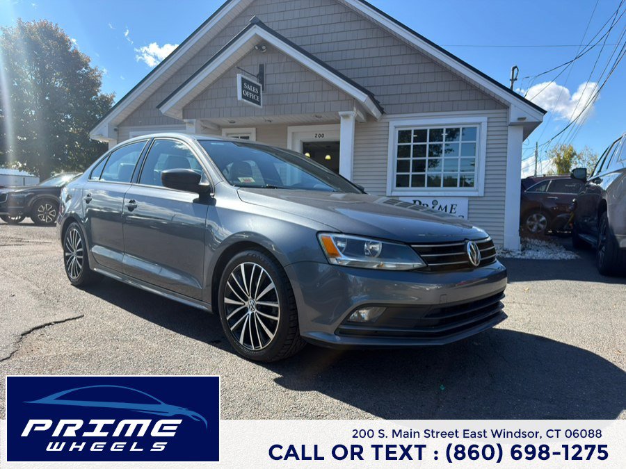 Used 2016 Volkswagen Jetta Sport FWD image 1
