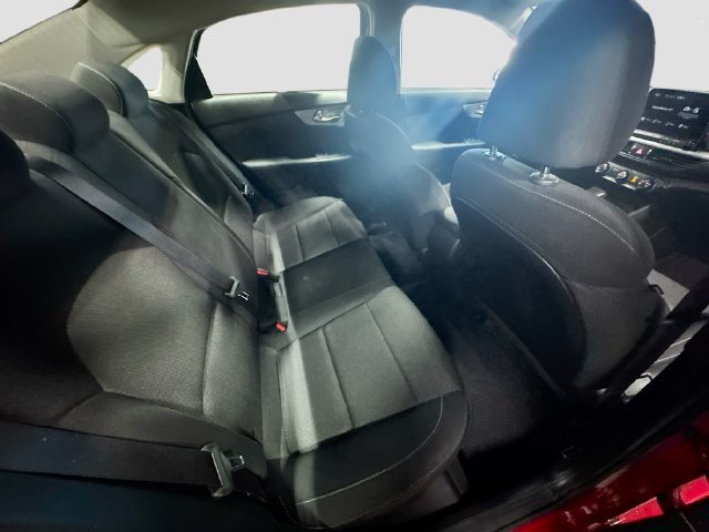 Certified 2022 Kia Forte LXS FWD image 25