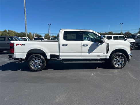 New 2026 Ford F350 Lariat w/ Chrome Package image 4
