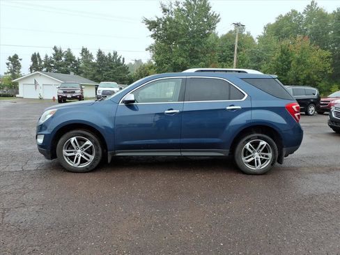 Used 2016 Chevrolet Equinox LTZ w/ Enhanced Convenience Package image 2