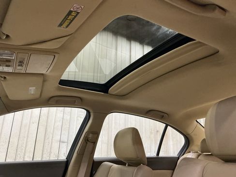 Used 2010 Honda Accord EX-L image 17