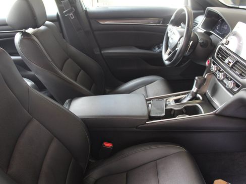 Used 2022 Honda Accord Sport image 21