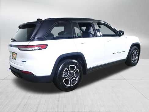 Used 2022 Jeep Grand Cherokee Trailhawk AWD/4WD image 7