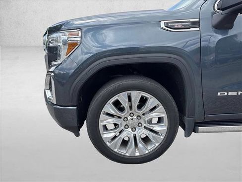 Used 2022 GMC Sierra 1500 Denali w/ Denali Premium Package AWD/4WD image 26