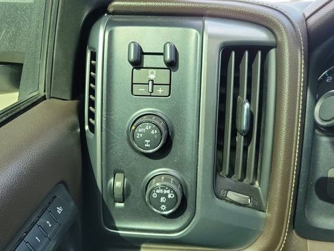 Used 2014 Chevrolet Silverado 1500 LTZ Z71 w/ LTZ Plus Package image 23