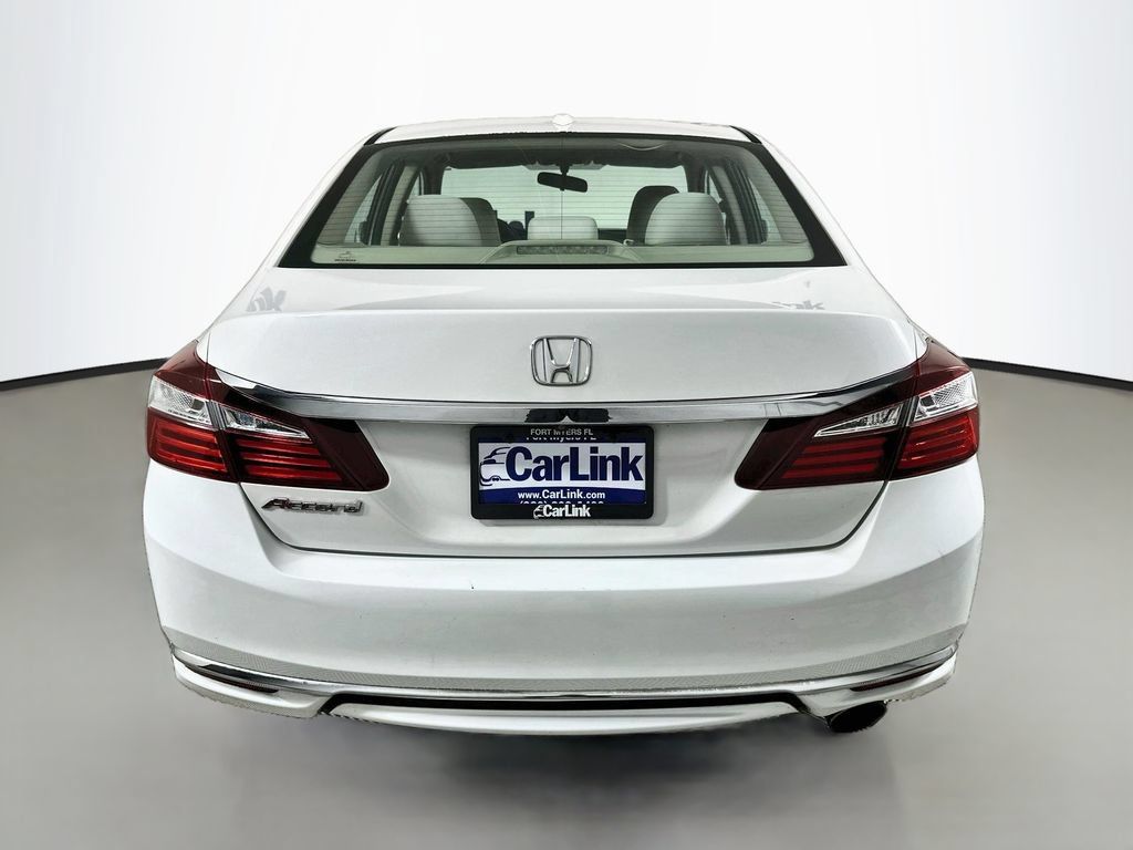 Used 2016 Honda Accord EX image 7