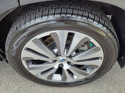 Used 2022 Subaru Ascent Touring w/ Popular Package #2A AWD/4WD image 16