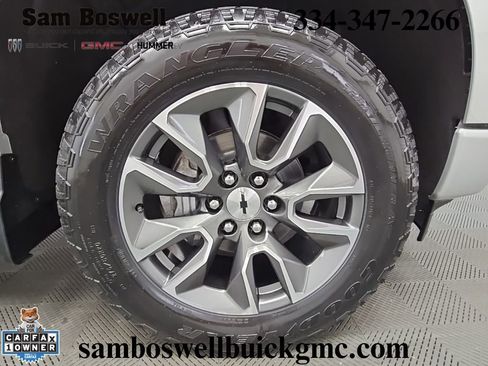 Used 2022 Chevrolet Silverado 1500 RST AWD/4WD image 47