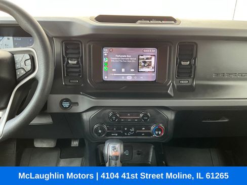 Used 2023 Ford Bronco 4-Door AWD/4WD image 4