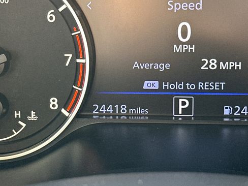 Used 2025 Nissan Altima 2.5 SV FWD image 28