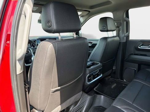Used 2022 GMC Sierra 1500 SLT w/ SLT Premium Plus Package RWD image 13