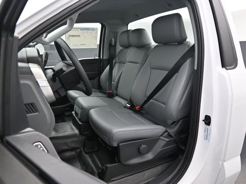 New 2025 Ford F550 XL w/ XL Chrome Package image 9