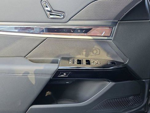 New 2025 BMW i7 eDrive50 image 29