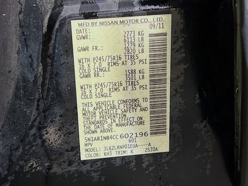 Used 2012 Nissan Pathfinder S image 11