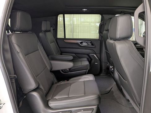 New 2026 GMC Yukon XL Denali w/ Sun & Power Step Package image 24