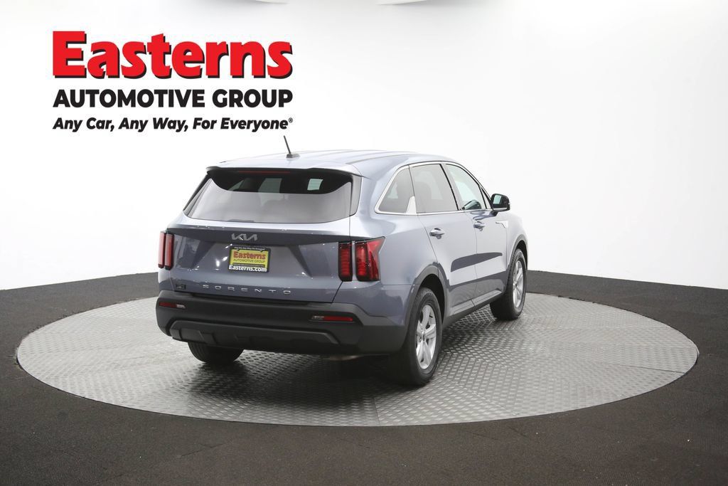 Used 2022 Kia Sorento LX FWD image 37