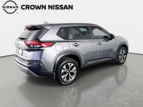 Certified 2023 Nissan Rogue SV w/ SV Premium B Package FWD image 5