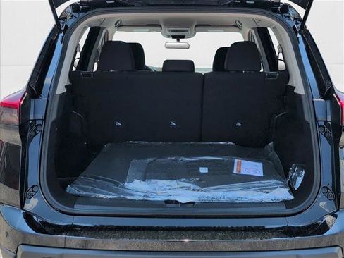 New 2026 Nissan Rogue S image 7