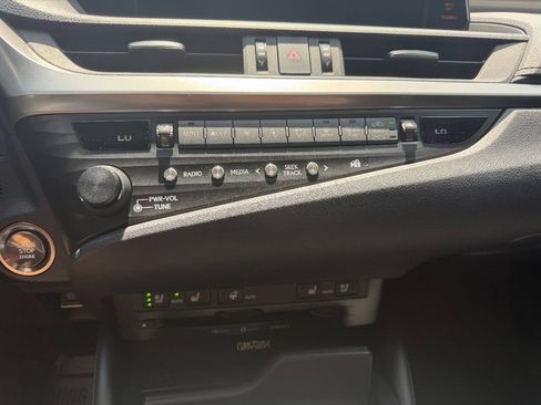 Used 2019 Lexus ES 350 F Sport w/ Accessory Package 2 FWD image 15