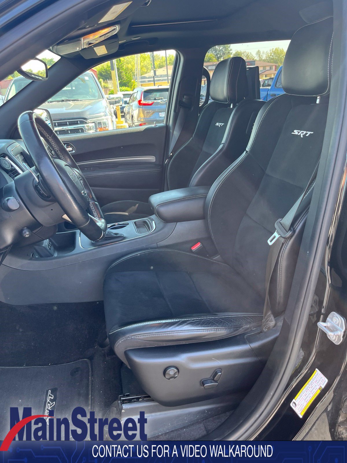 Used 2018 Dodge Durango SRT w/ Technology Group AWD/4WD image 3