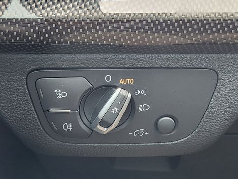 Used 2022 Audi SQ5 Premium Plus w/ Premium Plus Package image 22