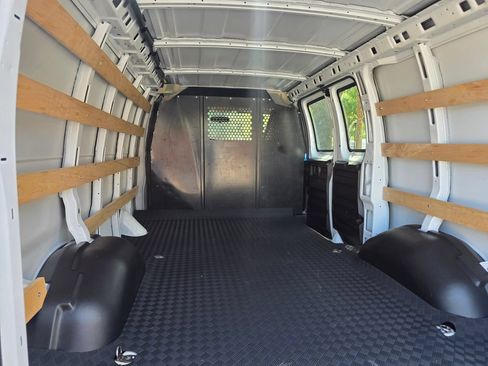 Used 2025 Chevrolet Express 2500 w/ Driver Convenience Package RWD image 25