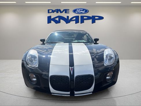 Used 2007 Pontiac Solstice GXP w/ Premium Package RWD image 2