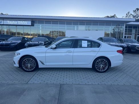 Used 2020 BMW 530i w/ Executive Package image 3