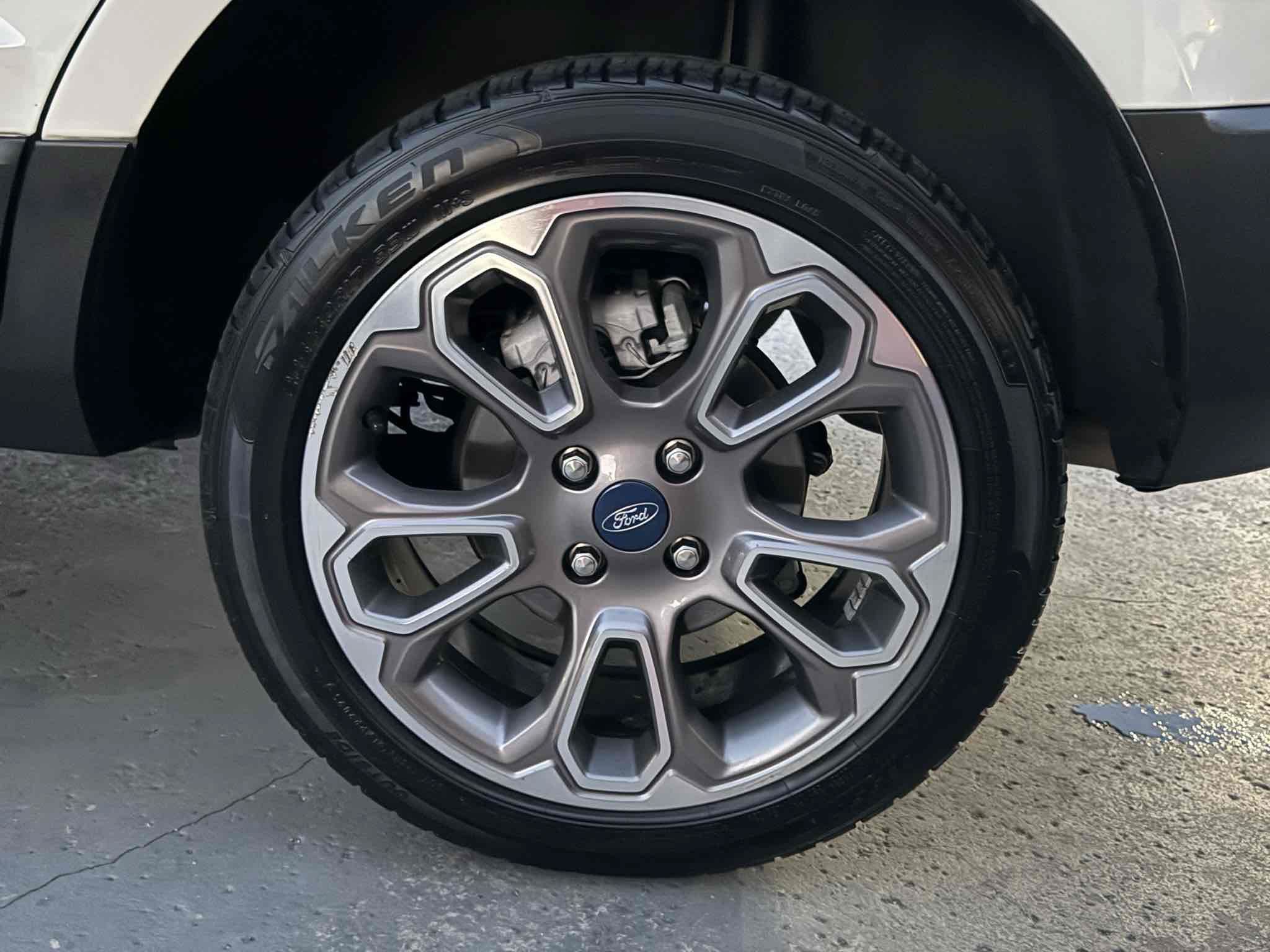 Used 2022 Ford EcoSport Titanium AWD/4WD image 33