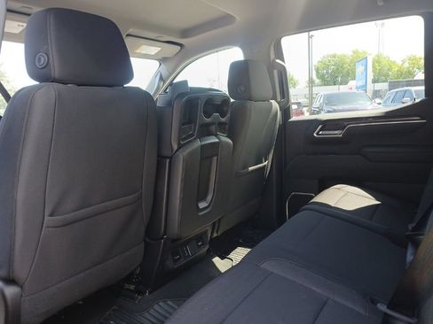 Used 2025 Chevrolet Silverado 1500 LT AWD/4WD image 30