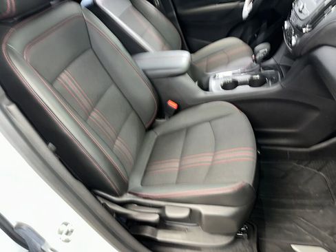 Certified 2023 Chevrolet Equinox RS w/ LPO, Floor Liner Package image 33